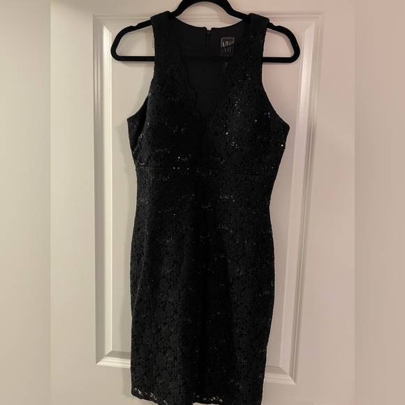 Nightway NW little black dress - Picture 3 of 6